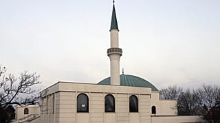 A bécsi Iszlám Központ minaretje és mecsetje