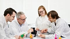German physicist Karl Leo and his team