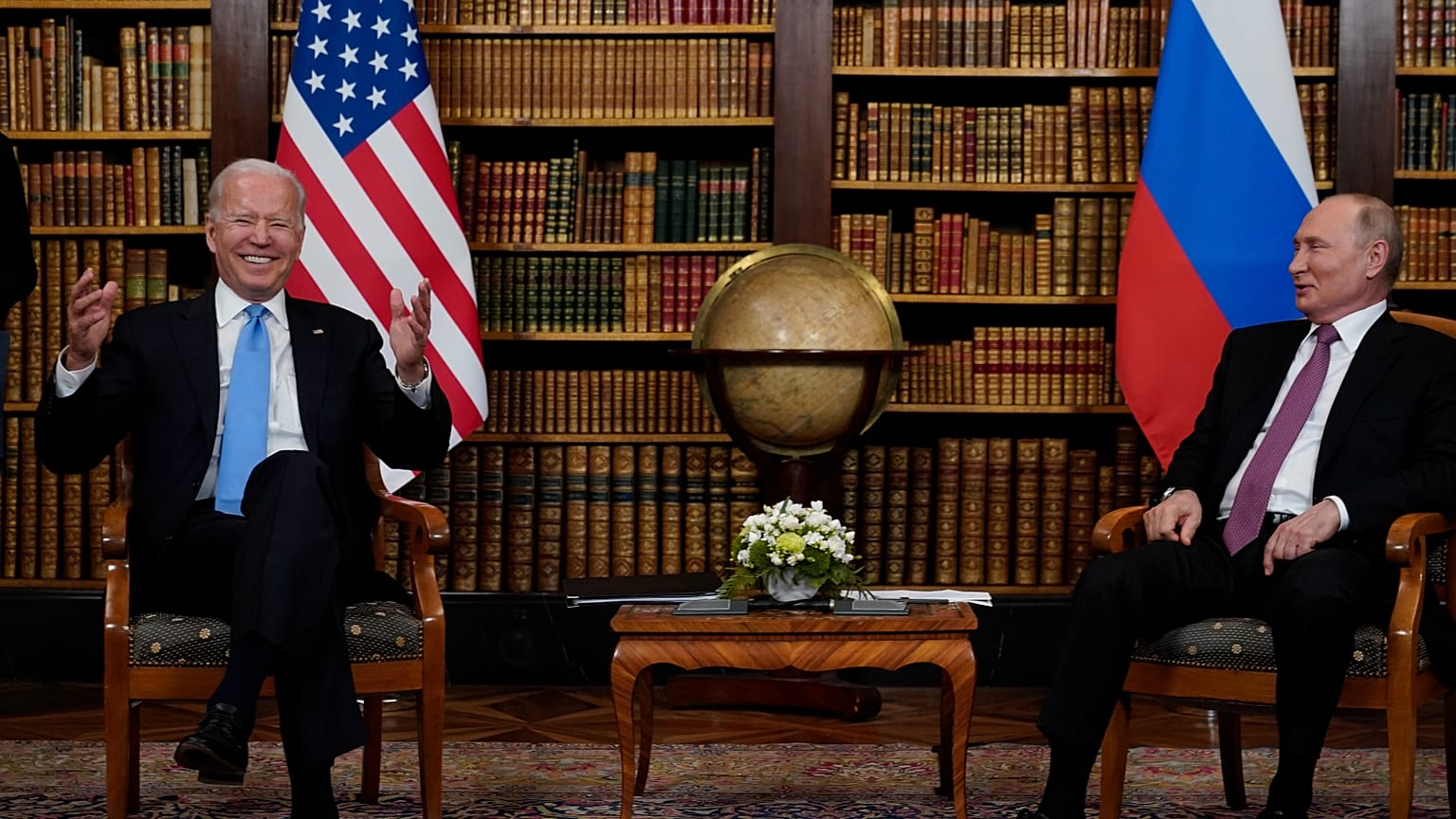 ABD Başkanı Biden ile Rusya Devlet Başkanı Putin arasındaki zirve Cenevre'de başladı