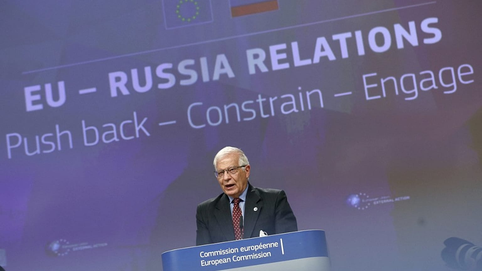 UE alerta para declínio da relação com a Rússia