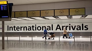 Ankommende Fluggäste am Flughafen London Heathrow, 26.01.2021