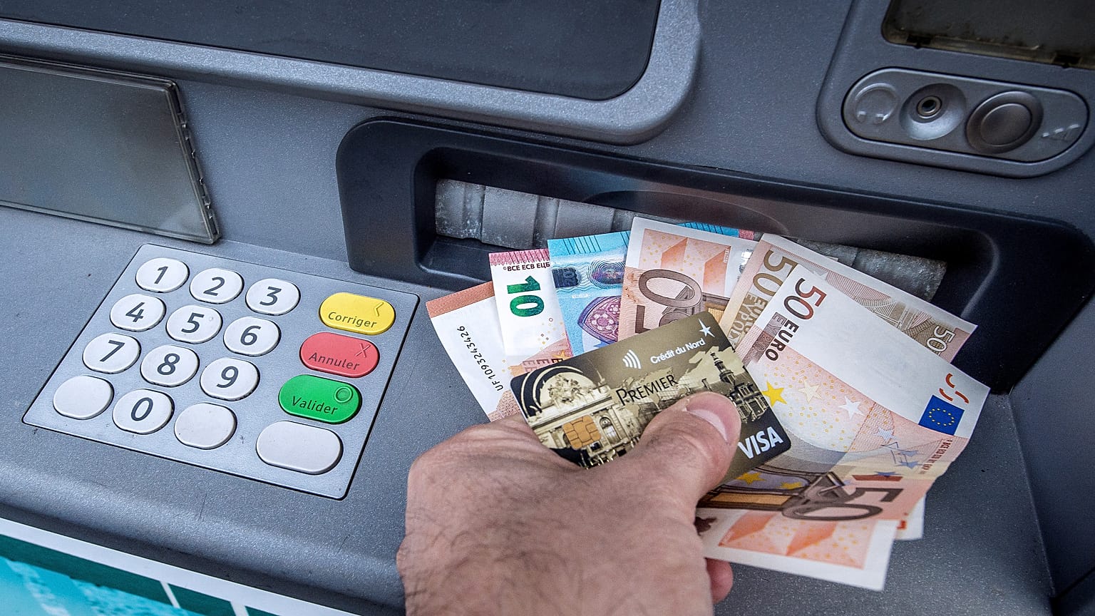 ألمانيا اشترت بيانات ملايين من مالكي الأصول في دبي بحثا عن متهربين من الضرائب