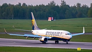23 maggio 2021, il jet Ryanair che trasportava l'oppositore Raman Pratasevich viene dirottato a Minsk, in Bielorussia, dopo un allarme bomba. 