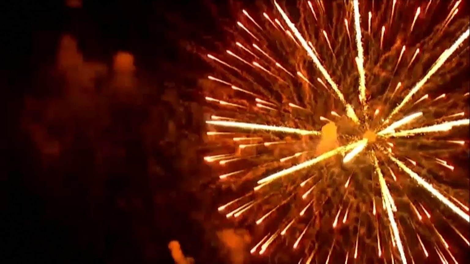 Nueva York celebró con fuegos artificiales el fin de las restricciones