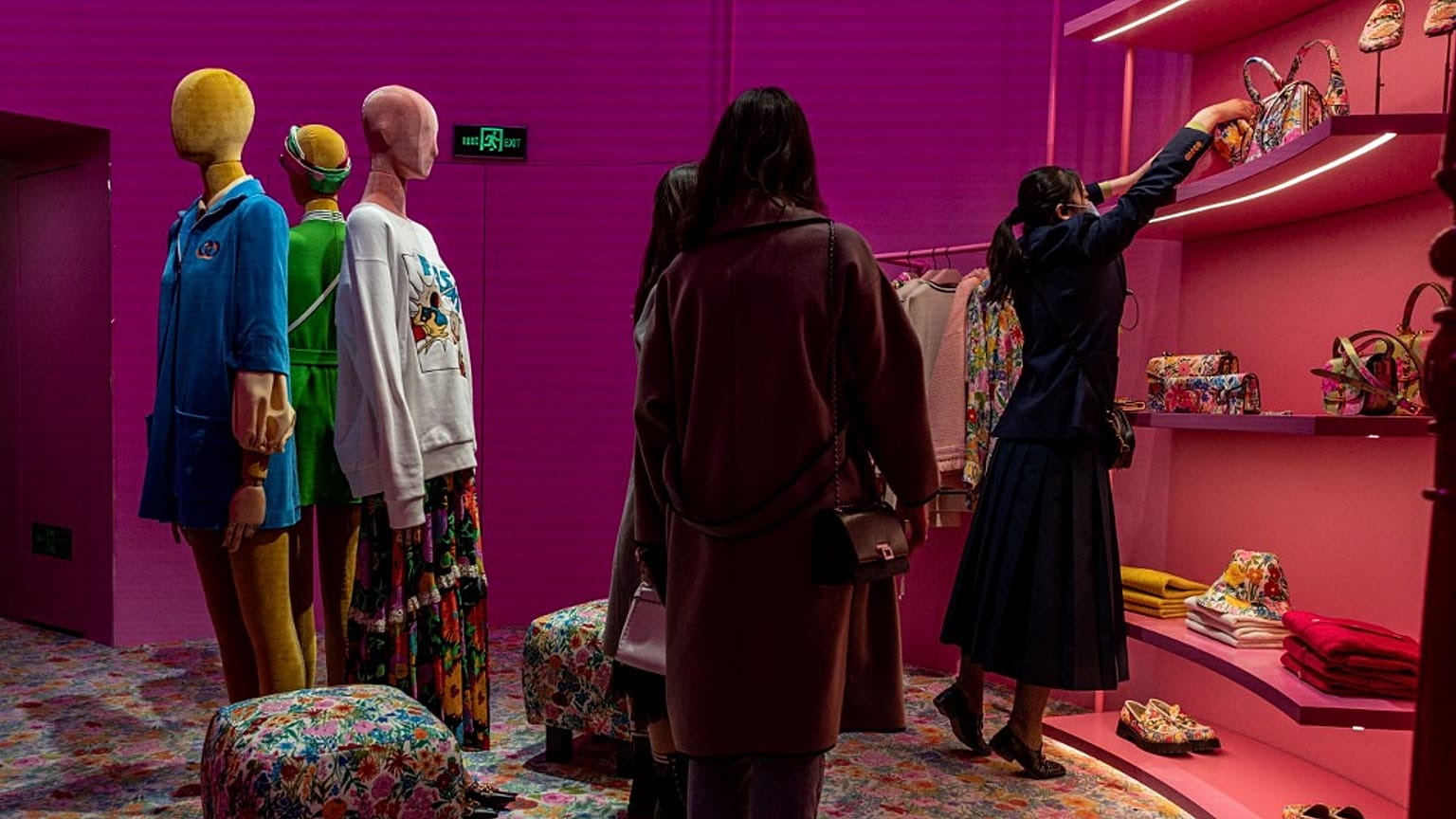 Gucci shop