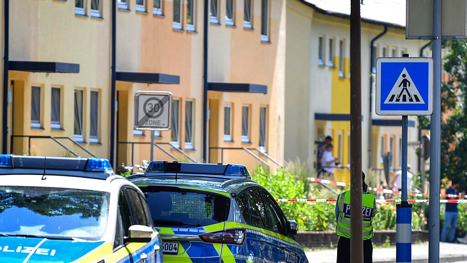 Polizeieinsatz nach tödlichen Schüssen in Espelkamp in NRW