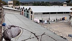 صورة أرشيف لأحد مرافق سجن في هندوراس. 24/01/2013