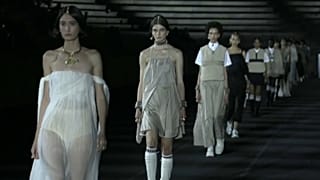 ديور - عرض للأزياء في أثينا 