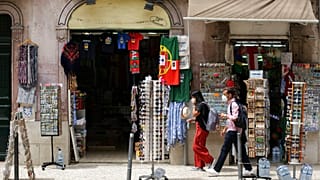 Lissabon wegen Delta-Variante des Coronavirus abgeriegelt