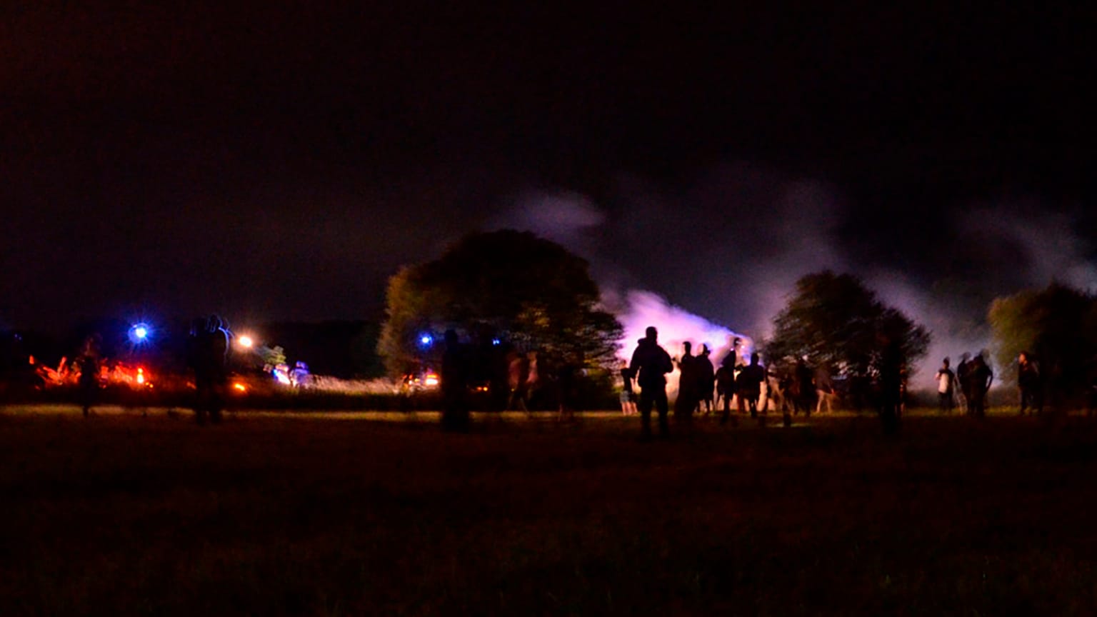 Ausschreitungen in Bretagne: Polizei löst Rave-Party auf