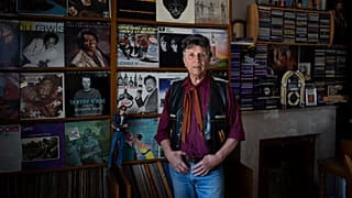 Robert Lacire mit ein paar seiner Platten