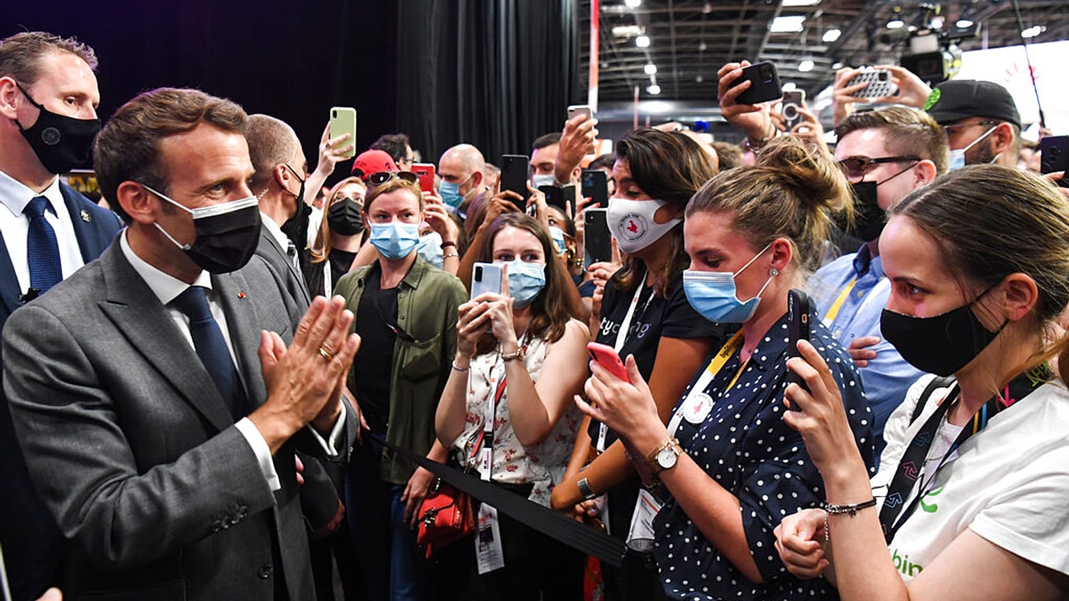 Emmanuel Macron en la Feria tecnológica VivaTech