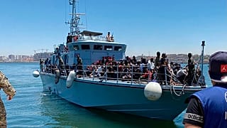 أكثر من 270 مهاجرا غير شرعي أعيدوا لى ميناء طرابلس في ليبيا، 15 حزيران/يونيو 2021