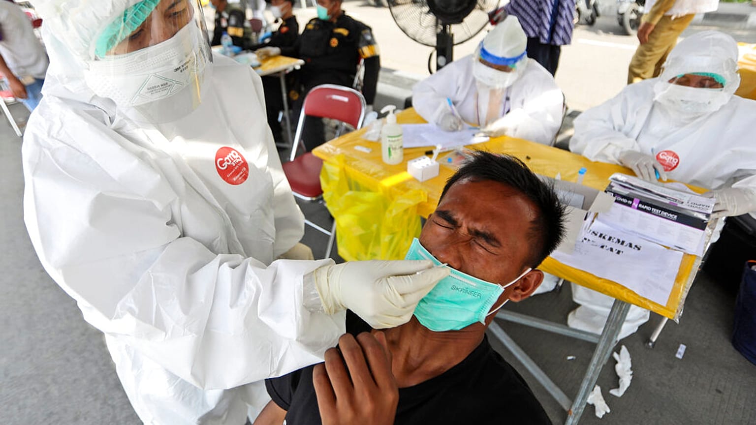 Virus Outbreak Indonesia