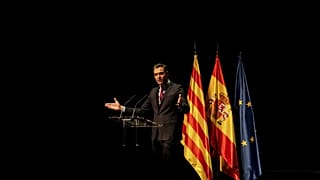 İspanya'nın Barselona kentinde konuşma yapan Başbakan Pedro Sanchez