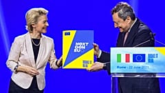 European Commission President, Ursula von der Leyen (L) symbolically hands to Italy's Prime Minister, Mario Draghi the NextGenerationEU recovery plan, on June 22, 2021 in Rome