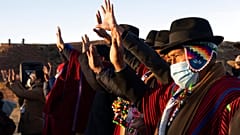 Saludo al sol del Año Nuevo Andino