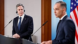 ABD Dışişleri Bakanı Antony Blinken, Libya Konulu İkinci Berlin Konferansı'na katılmak üzere geldiği Almanya'da, Almanya Dışişleri Bakanı Heiko Maas ile görüştü