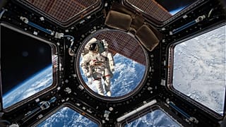 Holiday in space anyone?