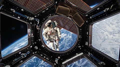 Holiday in space anyone?