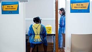 Un centre de vaccination contre le Covid-19 à Paris, le 15 juin 2021