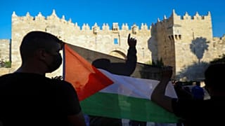 جان من احتجاجات الفلسطينيين في منطقة باب العامود في القدس الشرقية المحتلة. 19/06/2021