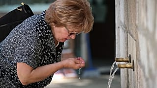 Scorching temperatures across Balkans cause disruption