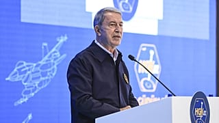 Milli Savunma Bakanı Hulusi Akar