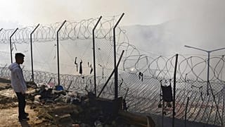کمپ مهاجران در یونان