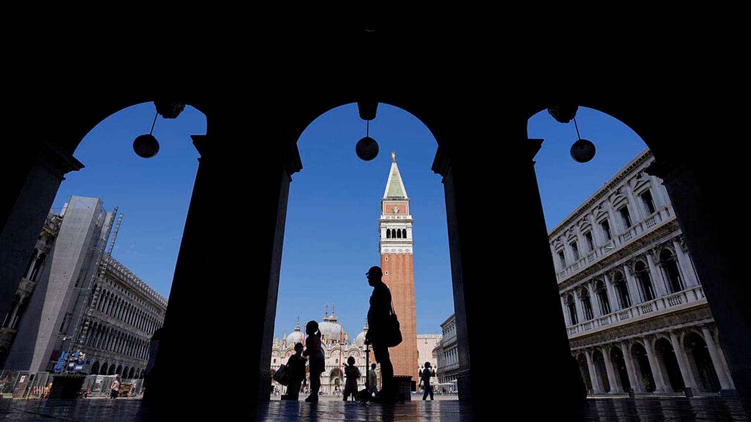 Venedig ist ausnahmsweise auch im Sommer überflutet