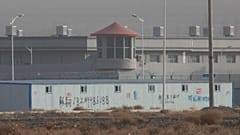یکی از مراکزی که گمان می‌رود اردوگاه کار اجباری در استان سین‌کیانگ باشد