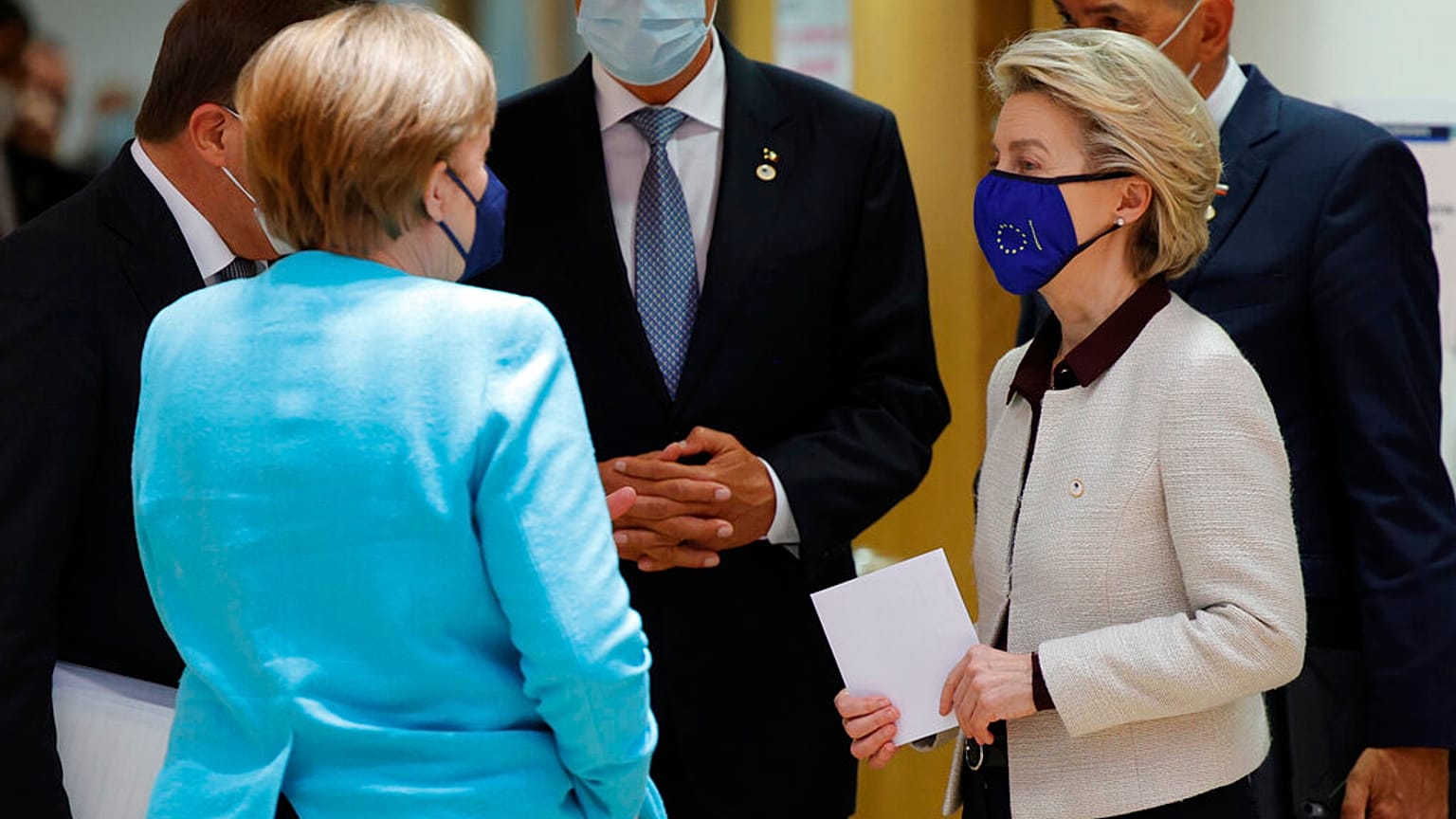 EU-Gipfel in Brüssel - mit Angela Merkel und Ursula von der Leyen