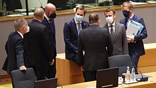 Líderes europeus afastam iniciativa de cimeira com Putin
