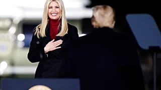 Ivanka Trump mit ihrem Vater im Januar 2021