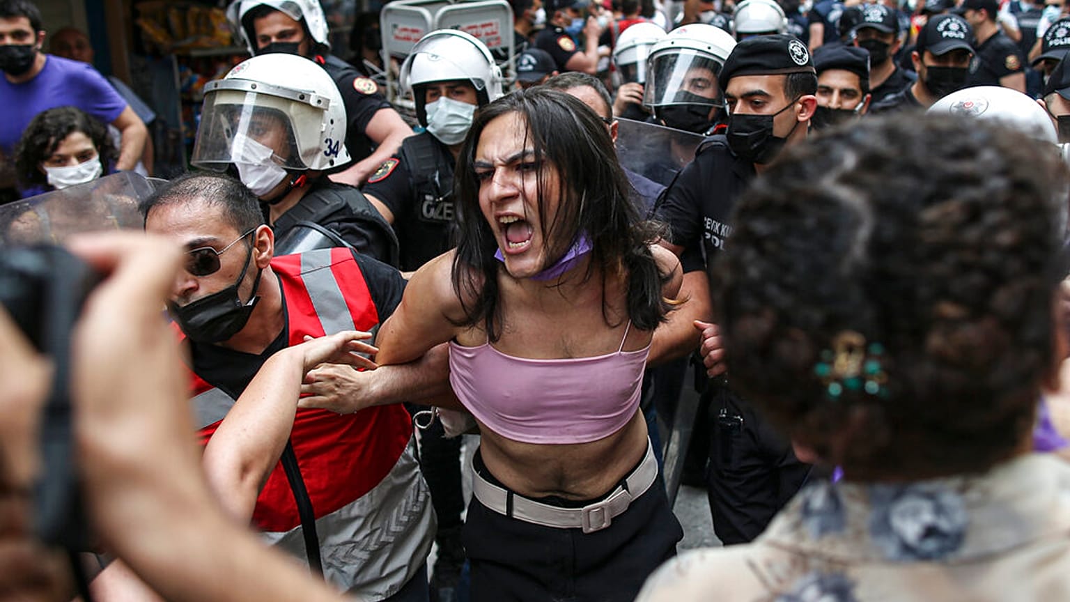 Zusammenstöße am Pride-Day in Istanbul