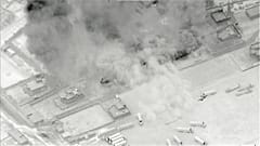 Images de frappes américaines, publiées dimanche 27 juin, dans le gouvernorat de Deir Ezzor en Syrie, à la frontière avec l'Irak.