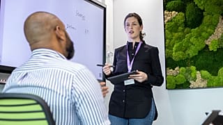 Le programme de développement du leadership (LDP) combine un large éventail de méthodes d'apprentissage innovantes, conçues pour élargir votre palette de styles de leadership.
