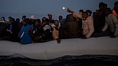 Misshandelte Migranten: Gewalttätige Schlepperbanden werden selten verfolgt