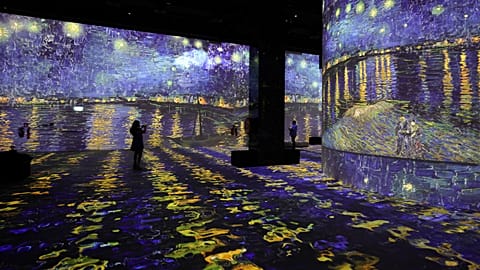 Van Gogh masterpieces projected onto walls  in a Dubai shopping centre.
