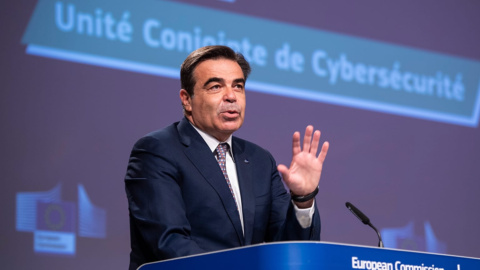 EU: csökkent a menedékkérők száma tavaly a járvány miatt
