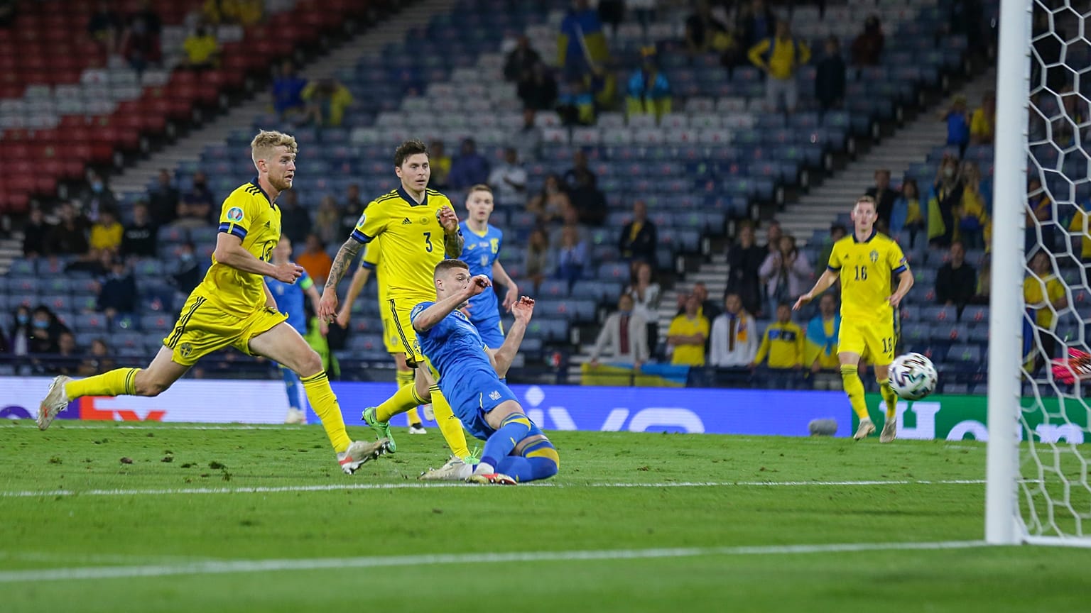 Ukraine's Artem Dovbyk scores his team's winning goal during the Euro 2020 round of 16 match between Sweden and Ukraine at Hampden Park in Glasgow, Tuesday, June 29, 2021.