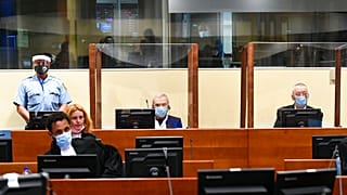 Bosna Savaşı: BM mahkemesi Miloseviç'in yardımcılarına 12'şer yıl hapis cezası verdi