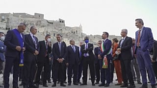 شاهد: وزراء خارجية مجموعة العشرين في جولة تاريخية في مدينة ماتيرا الإيطالية
