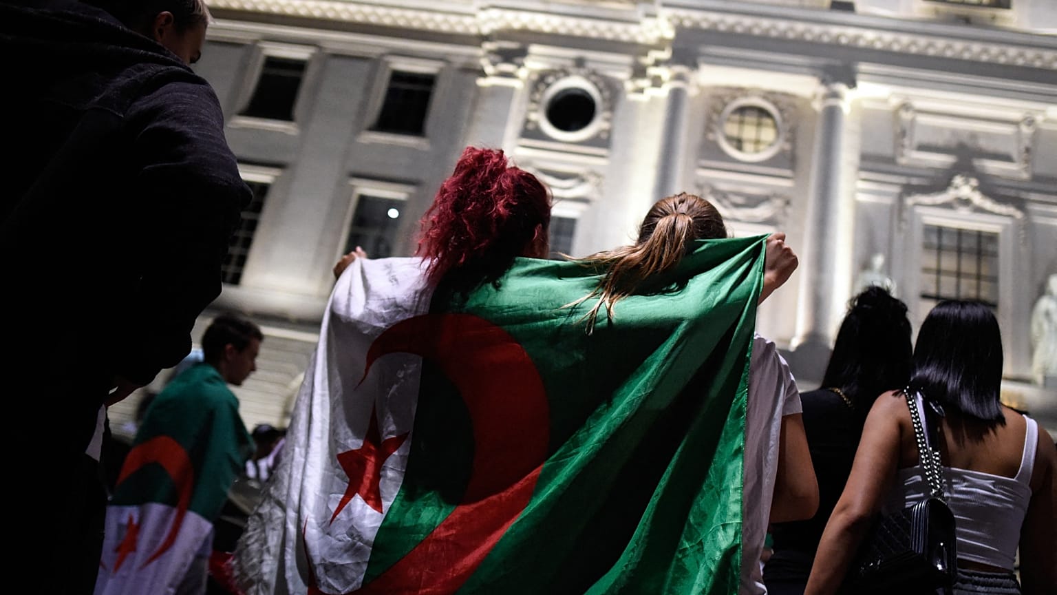 Fransa'nın Lyon şehrinde bir düğün