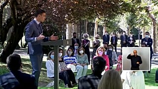 El presidente del gobierno español Pedro Sánchez reunió a sindicatos y patronal en el Palacio de la Moncloa
