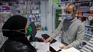 Lübnan'da eczanelerde ithal ilaç sıkıntısı yaşanıyor