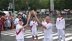 Zico carrega tocha olímpica
