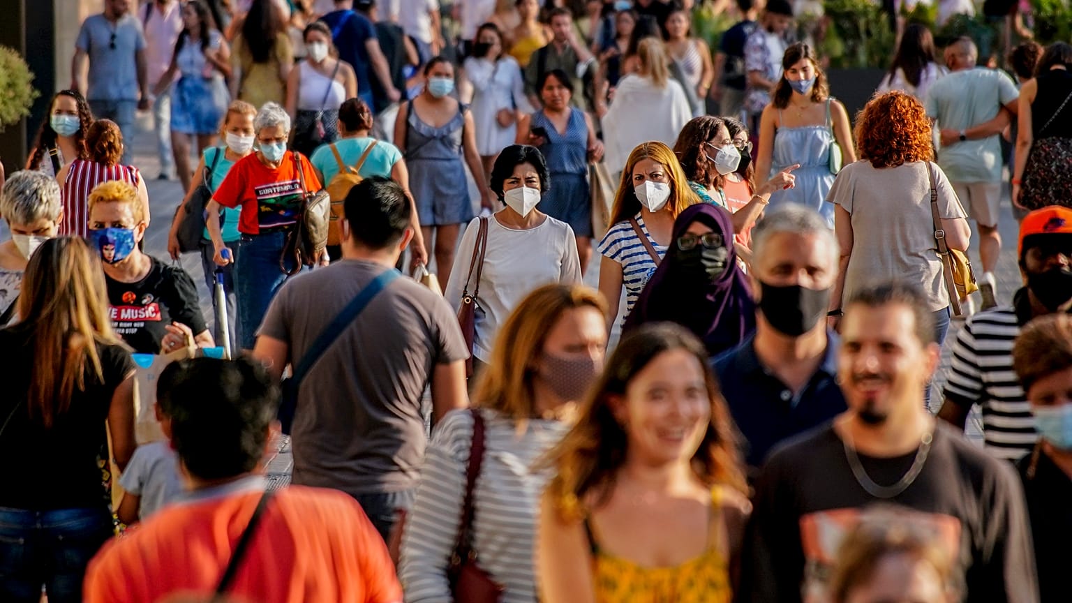 Foule à Barcelone, en Espagne, 3 juillet 2021
