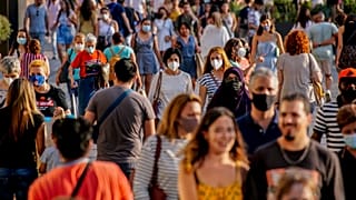 Foule à Barcelone, en Espagne, 3 juillet 2021