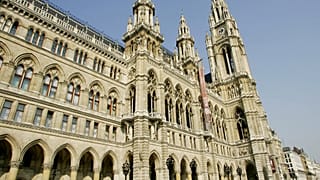 Rathausplatz, Bécs